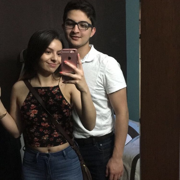 About me 💗 - Picture 5 of 5